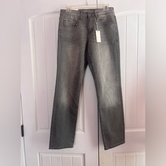 Warp and Weft ORD Chicago Straight Gray Jean NWT Waist 29” Length 32” 29x32 - Picture 4 of 4